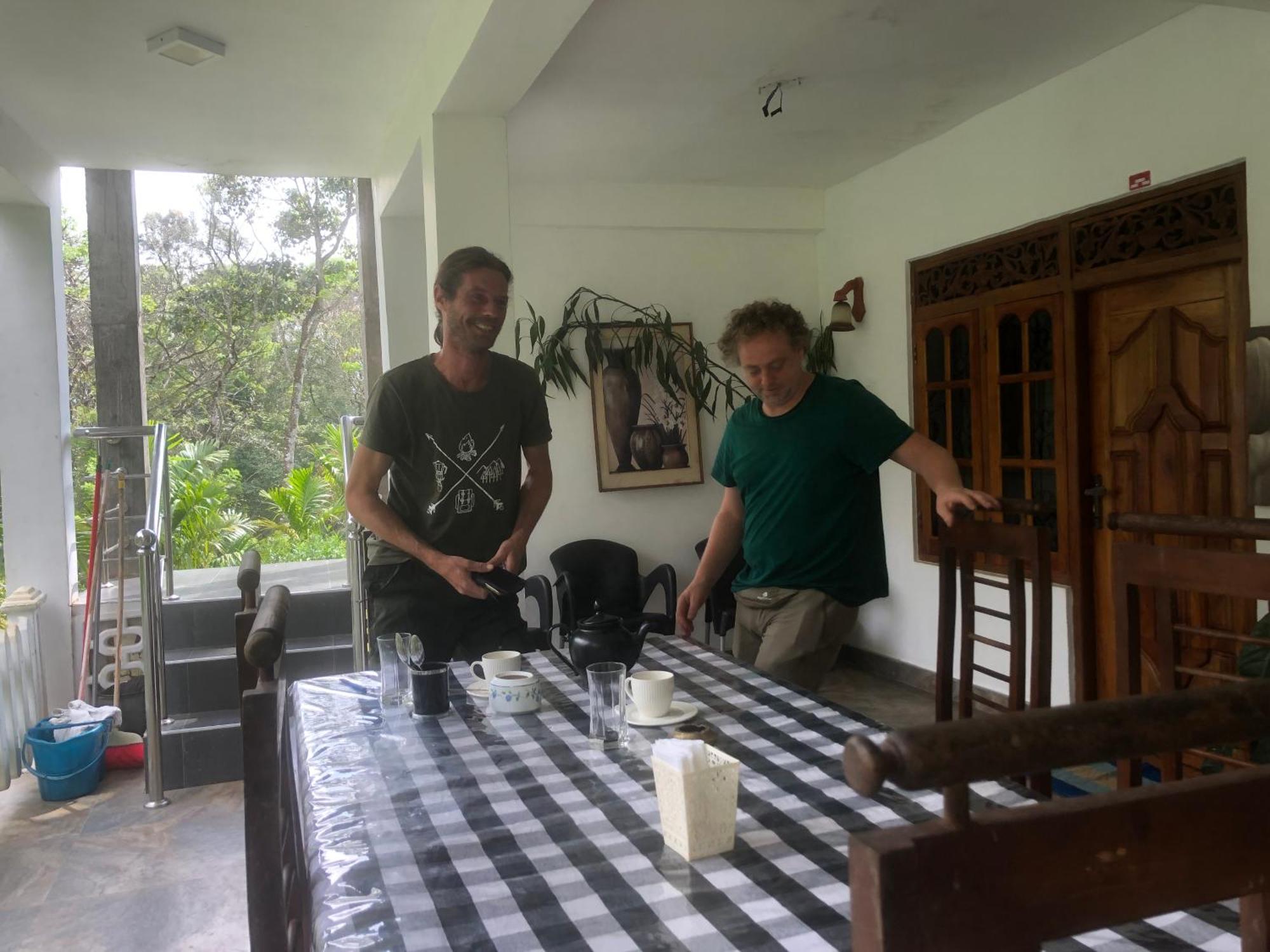 Hamadhi guest Hotel Haldummulla Bagian luar foto