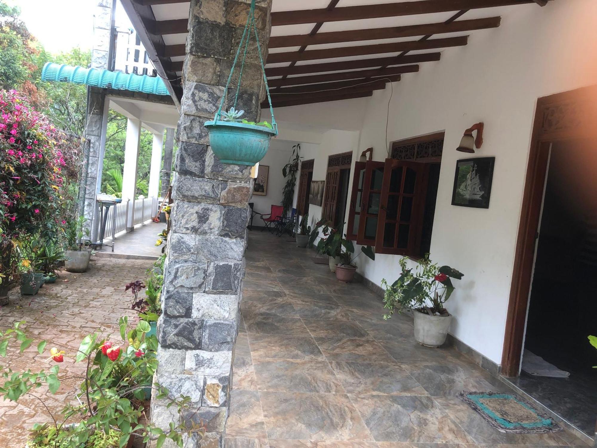 Hamadhi guest Hotel Haldummulla Bagian luar foto
